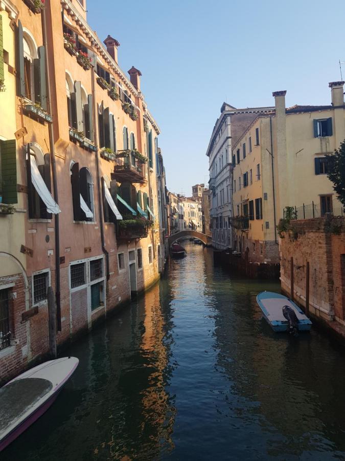 The Secret Garden In The Very Heart Of Venise Extérieur photo