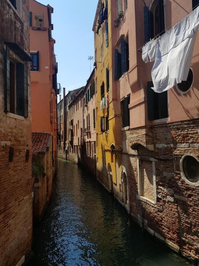 The Secret Garden In The Very Heart Of Venise Extérieur photo