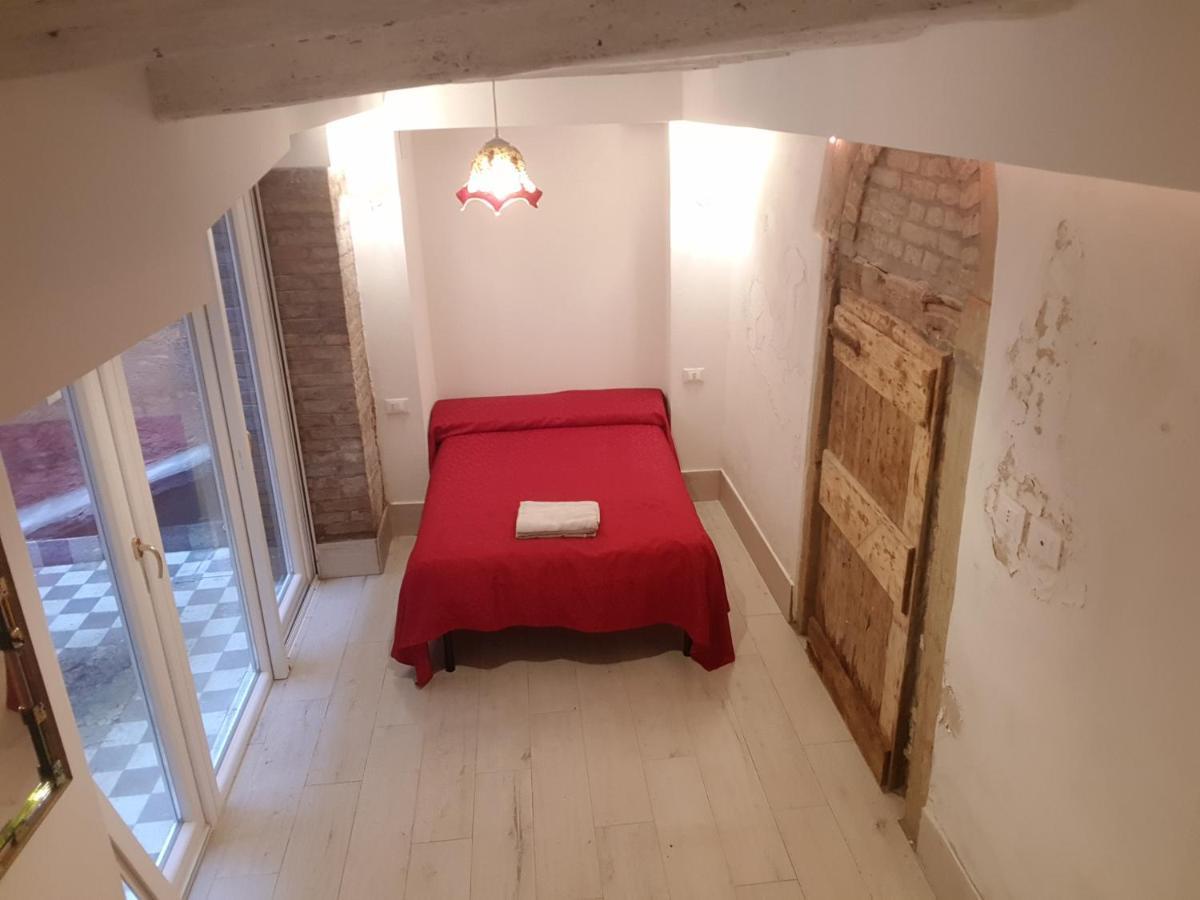 The Secret Garden In The Very Heart Of Venise Extérieur photo