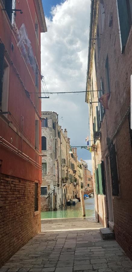 The Secret Garden In The Very Heart Of Venise Extérieur photo